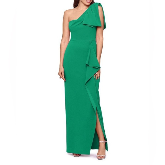 Aqua Dresses & Skirts - Betsy Adam Women's Bow-Embellished One-Shoulder Sleeveless Gown